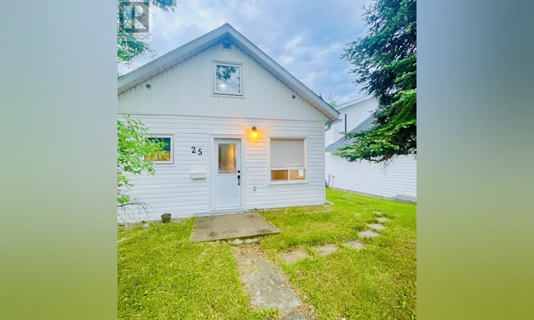25 Casimir Avenue