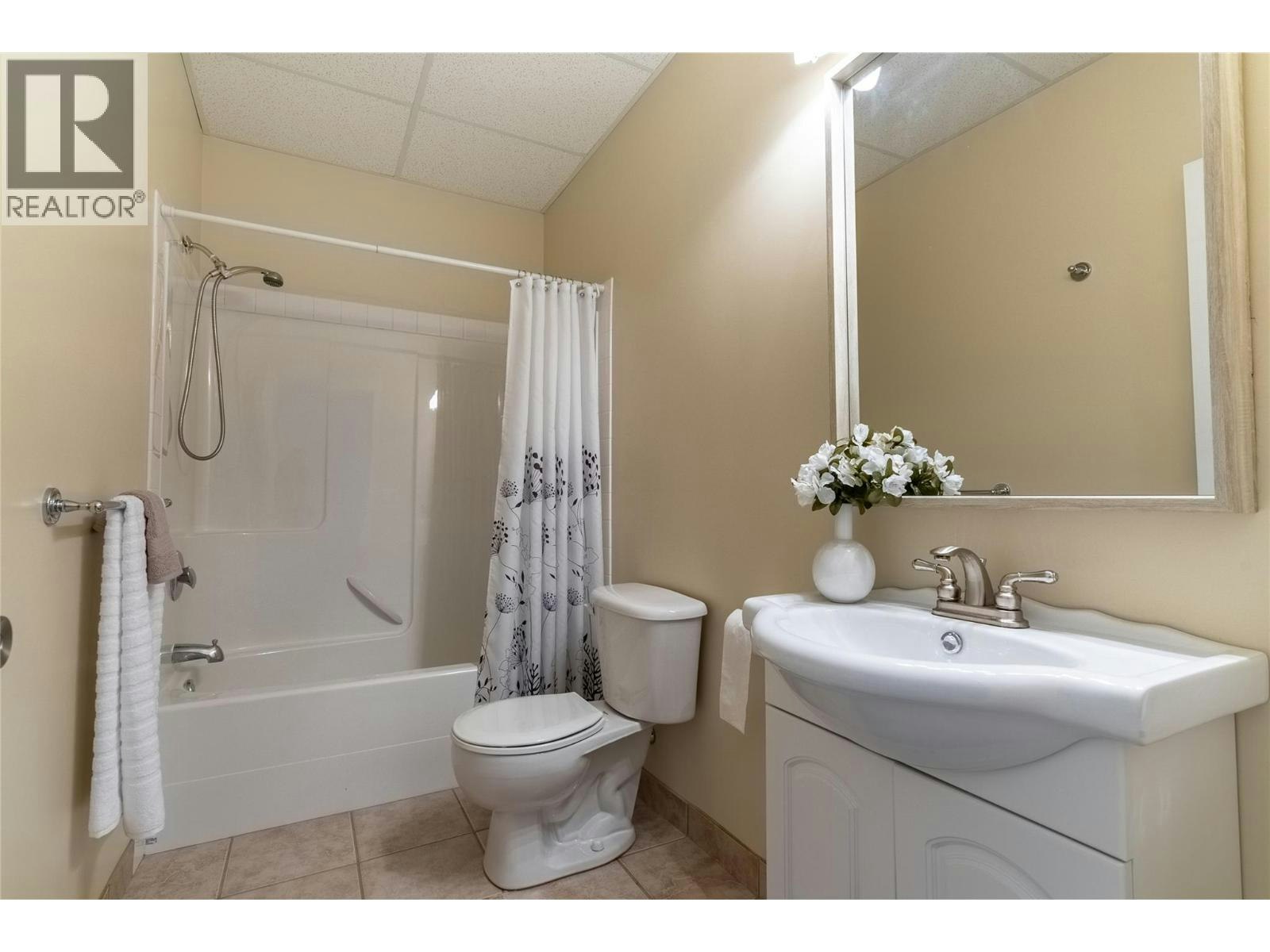 3727 Overlander Drive, Kamloops, BC, V2B 8M4 - 33