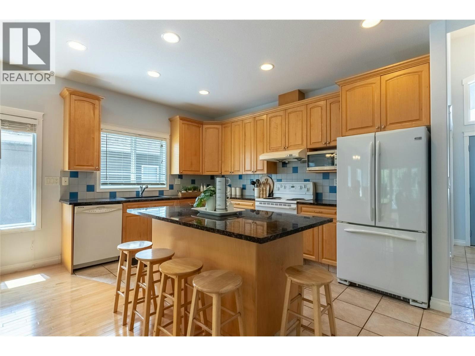 3727 Overlander Drive, Kamloops, BC, V2B 8M4 - 7