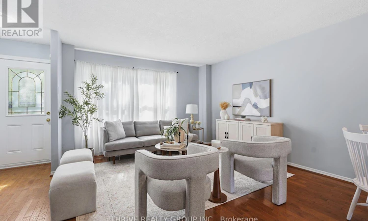10-215 Commissioners Road W