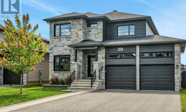325 Moonlight Drive