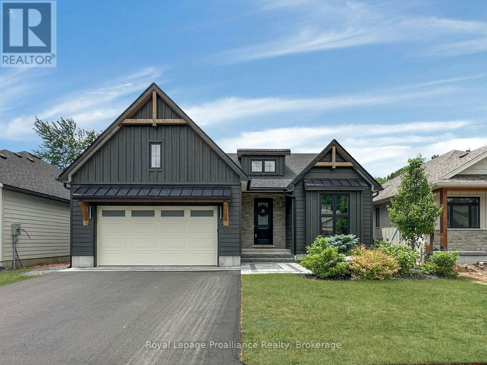 37 Deerview Drive, Quinte West, ON, K8V 5P4