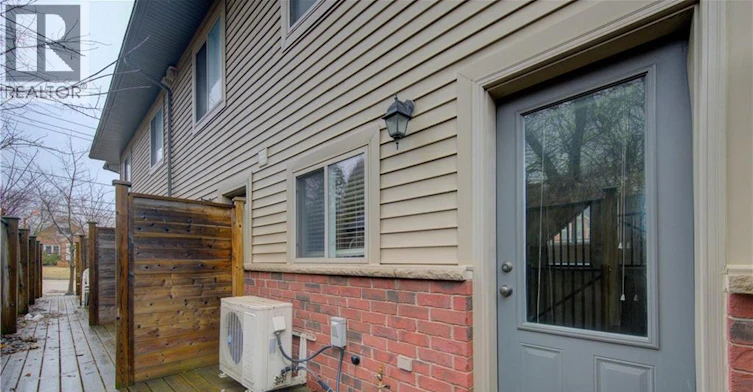 2-487 East Avenue, Kitchener, ON, N2H 0A8 - 35