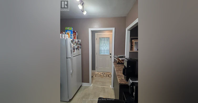 42 Kerr Crescent, Quinte West, ON, K8V 2W4 - 4