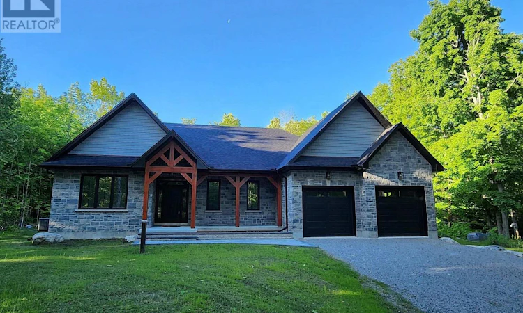 11 Maplewood Court