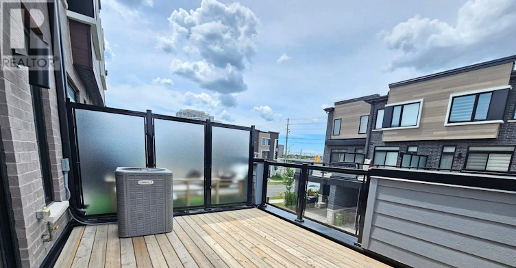 8 Liam Foudy Court, Toronto, ON, M1P 0G3 - 9