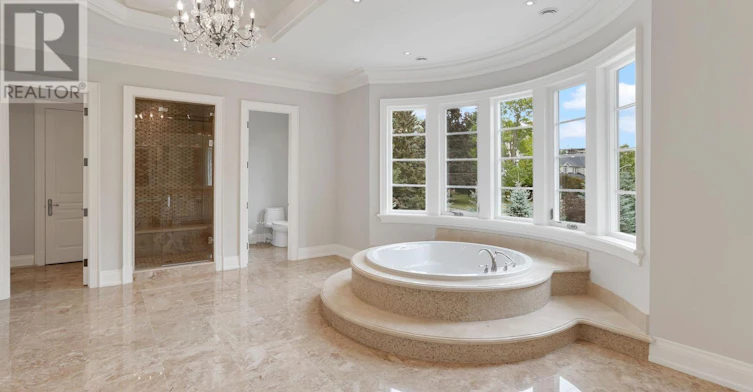 29 Riverside Boulevard W, Vaughan, ON, L4J 1H4 - 18