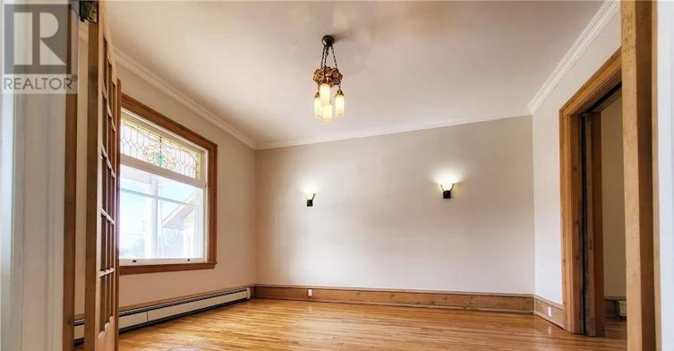 FRONT-406 Algonquin Avenue, North Bay, ON, P1B 4W5 - 9