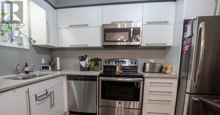 16-3200 Singleton Avenue, London, ON, N6L 0C7 - 3