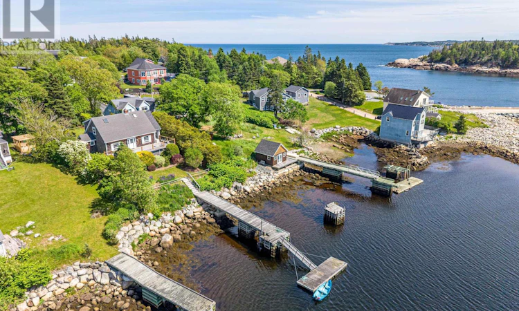 65 Shore Road