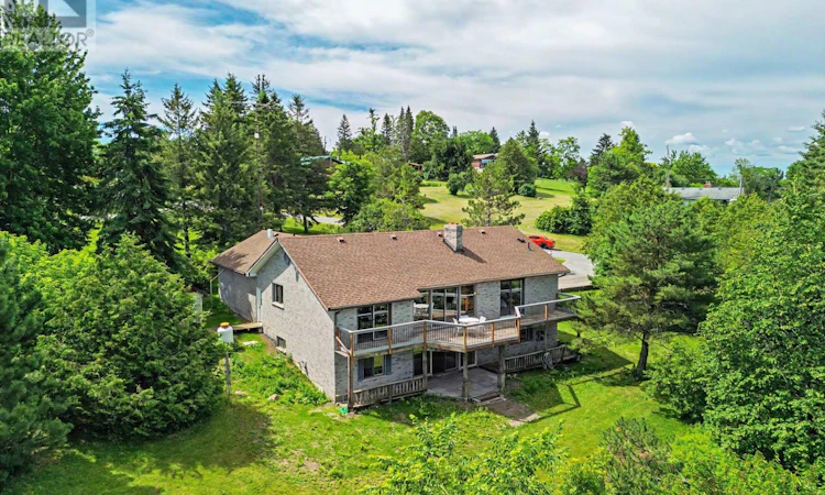 473 Sunset Crescent