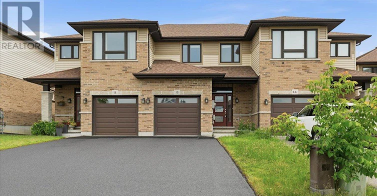 16 Ledgerock Court, Quinte West, ON, K8R 0A1