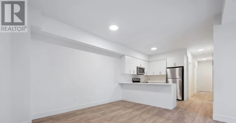 8 Orchard Crescent, Guelph, ON, N1E 1W9 - 2