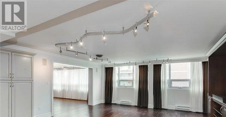 PH1605-71 Charles Street E, Toronto, ON, M4Y 2T3 - 6