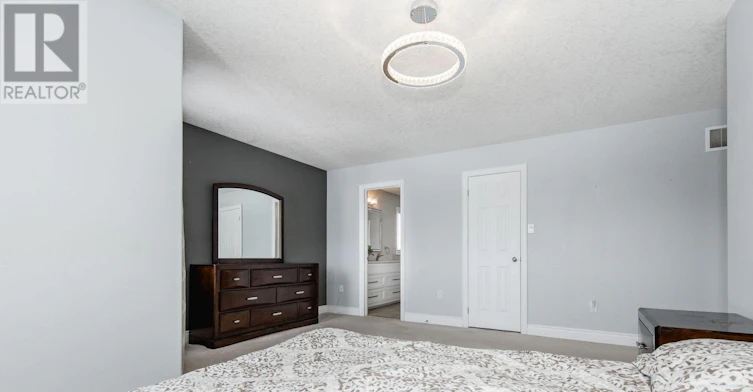 UPPER-996 Booth Avenue, Innisfil, ON, L9S 0A4 - 24