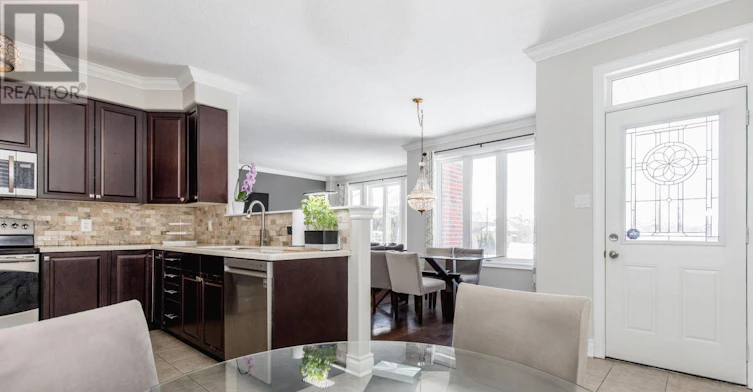 UPPER-996 Booth Avenue, Innisfil, ON, L9S 0A4 - 11