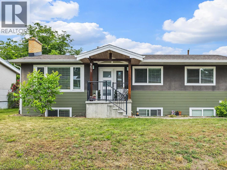 951 Kennedy Street, Kelowna, BC, V1Y 4E9