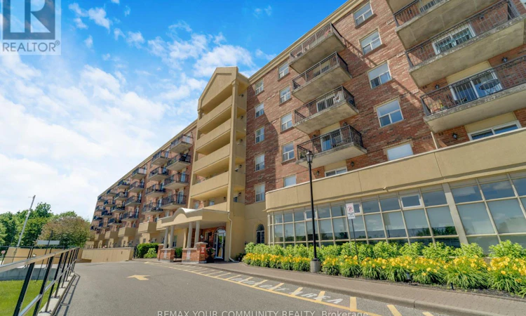 423-7373 Martin Grove Road