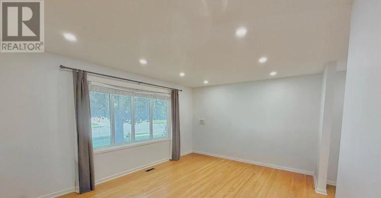 UPPER-1449 Glenora Drive, London, ON, N5X 1V3 - 5