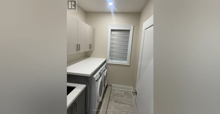 1088 Casson Avenue, Mississauga, ON, L5E 1H6 - 5
