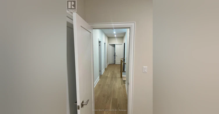 1088 Casson Avenue, Mississauga, ON, L5E 1H6 - 7