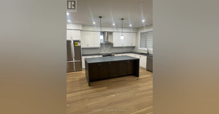 1088 Casson Avenue, Mississauga, ON, L5E 1H6 - 3