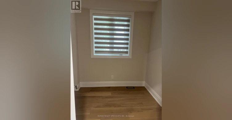 1088 Casson Avenue, Mississauga, ON, L5E 1H6 - 4