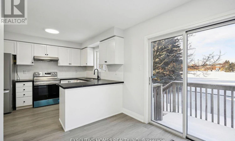 60-2665 Thomas Street