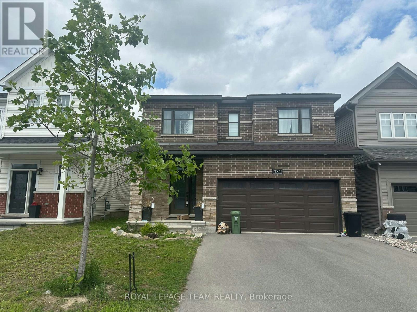 784 Cappamore Drive, Manotick, ON, K2J 6V6