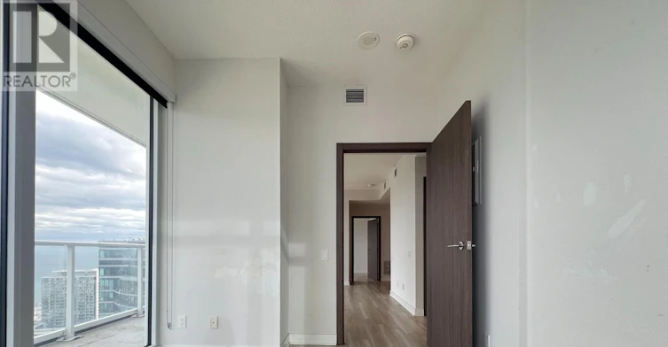 3811-19 Bathurst Street, Toronto, ON, M5V 0N2 - 9