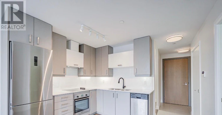 808-18 Uptown Drive, Markham, ON, L3R 5M8 - 3