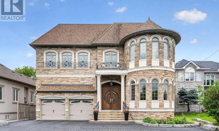 101 Elgin Mills Road W
