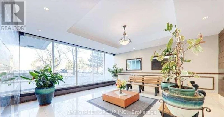 1006-1250 Bridletowne Circle, Toronto, ON, M1W 2V1 - 2