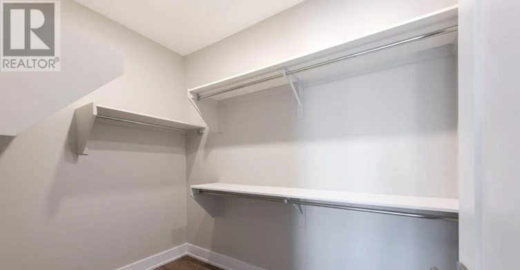 2928 Ahearn Avenue, Ottawa, ON, K2B 6Z9 - 10