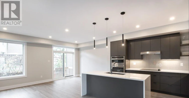2928 Ahearn Avenue, Ottawa, ON, K2B 6Z9 - 5