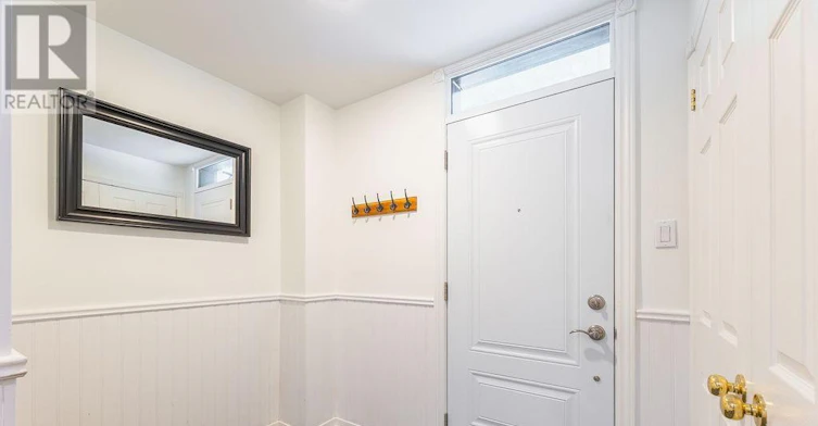 257 Mart Circle, Ottawa, ON, K1K 4S6 - 4