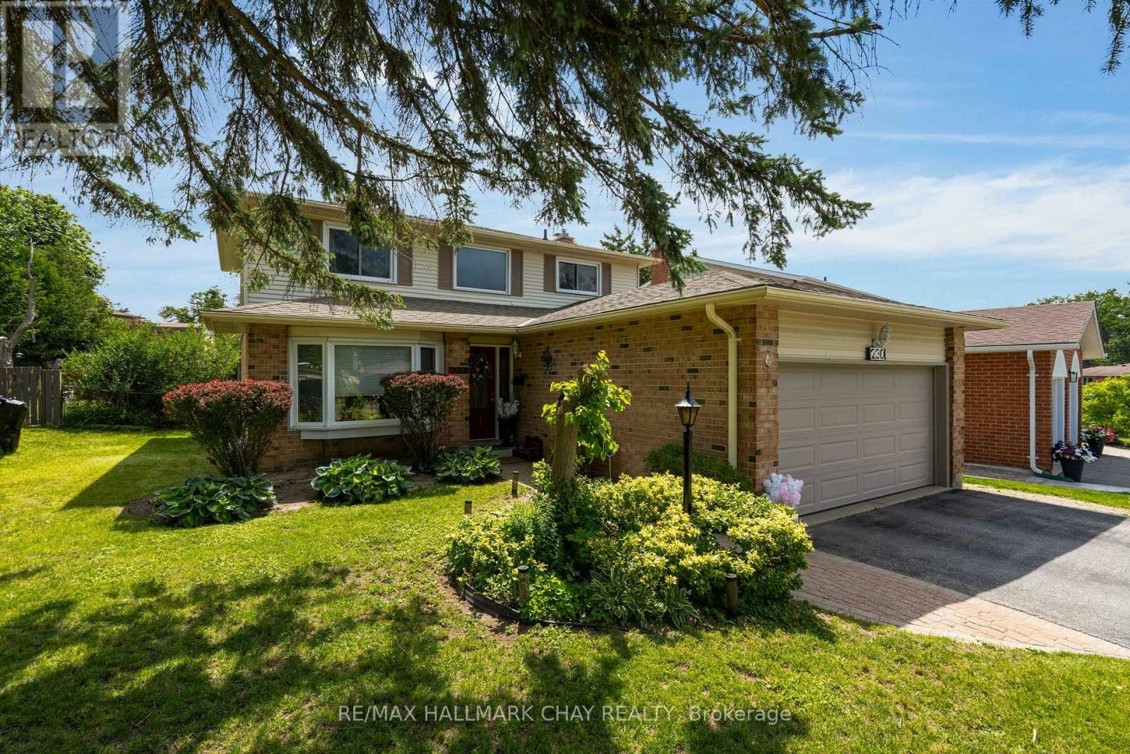 230 Browning Trail, Barrie, ON, L4N 5J7