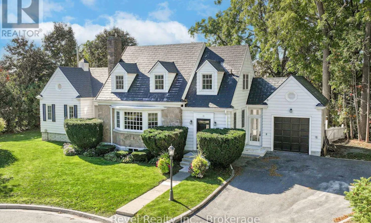 13 Sylvan Crescent