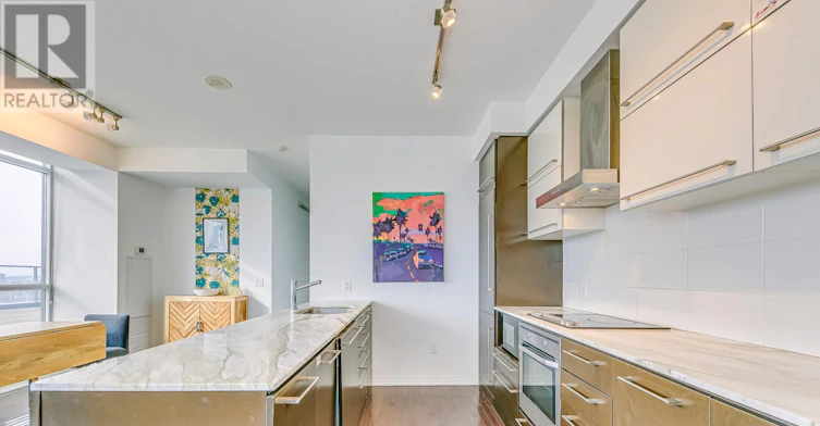 PH608-770 Bay Street, Toronto, ON, M5G 1N6 - 17