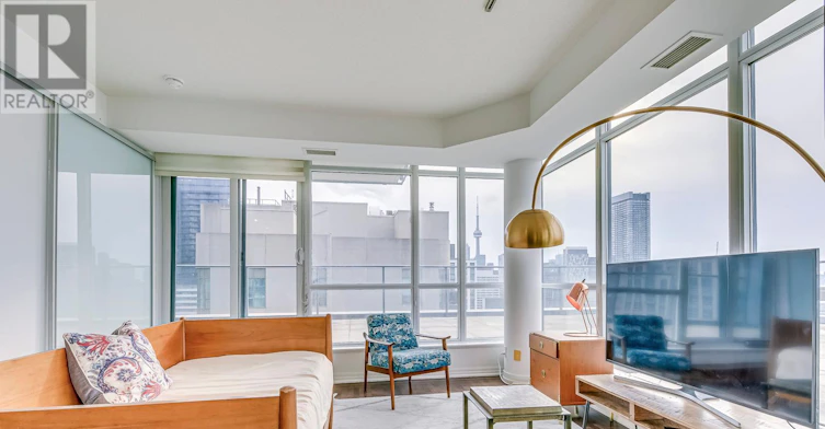PH608-770 Bay Street, Toronto, ON, M5G 1N6 - 12