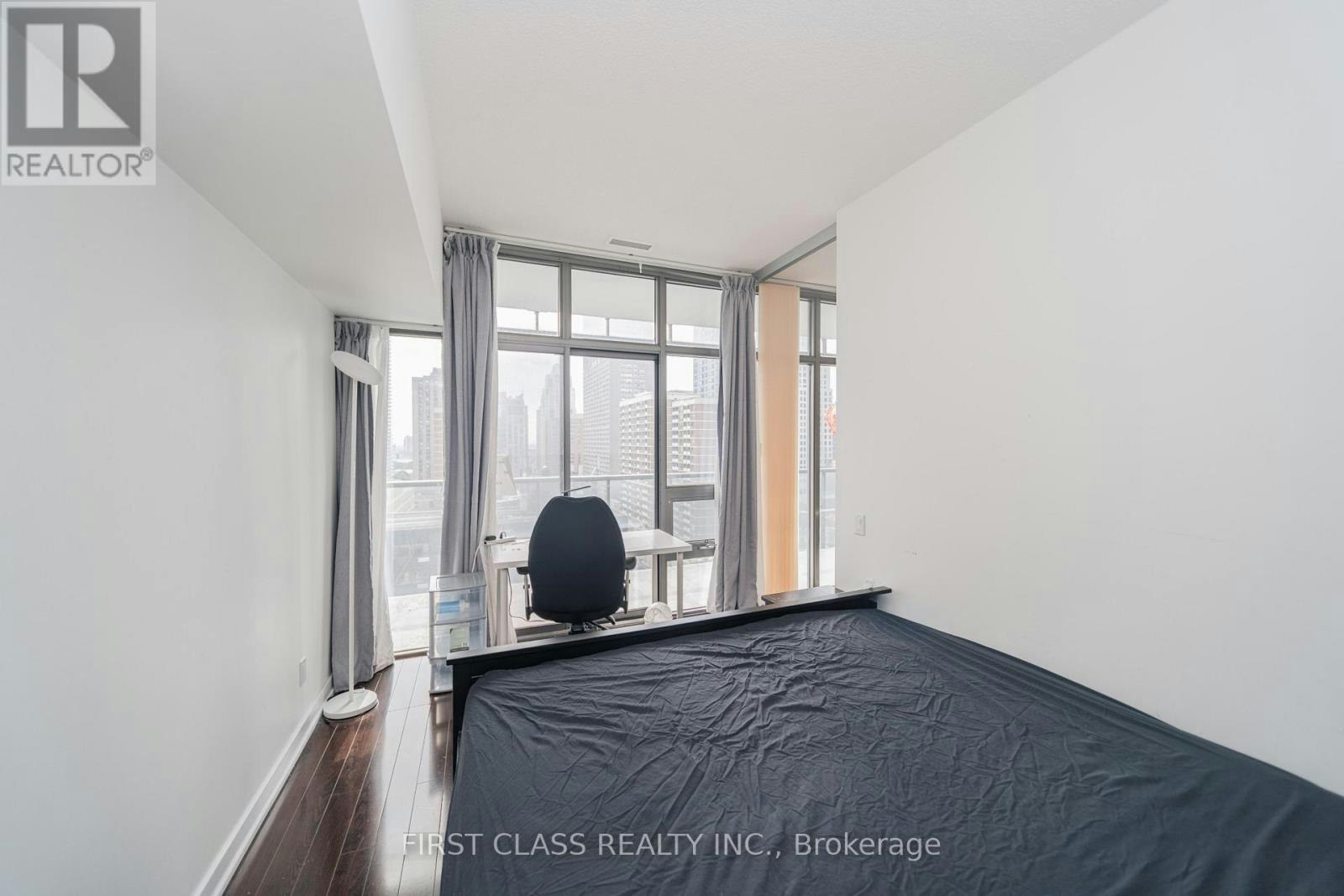 1409-33 Charles Street E, Toronto, ON, M4Y 1R9 - 10