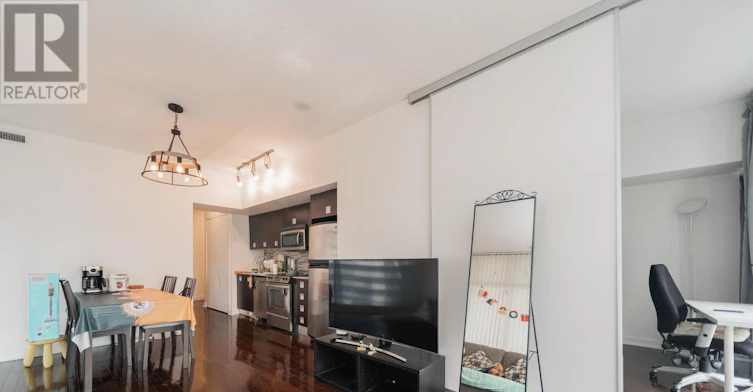 1409-33 Charles Street E, Toronto, ON, M4Y 1R9 - 6