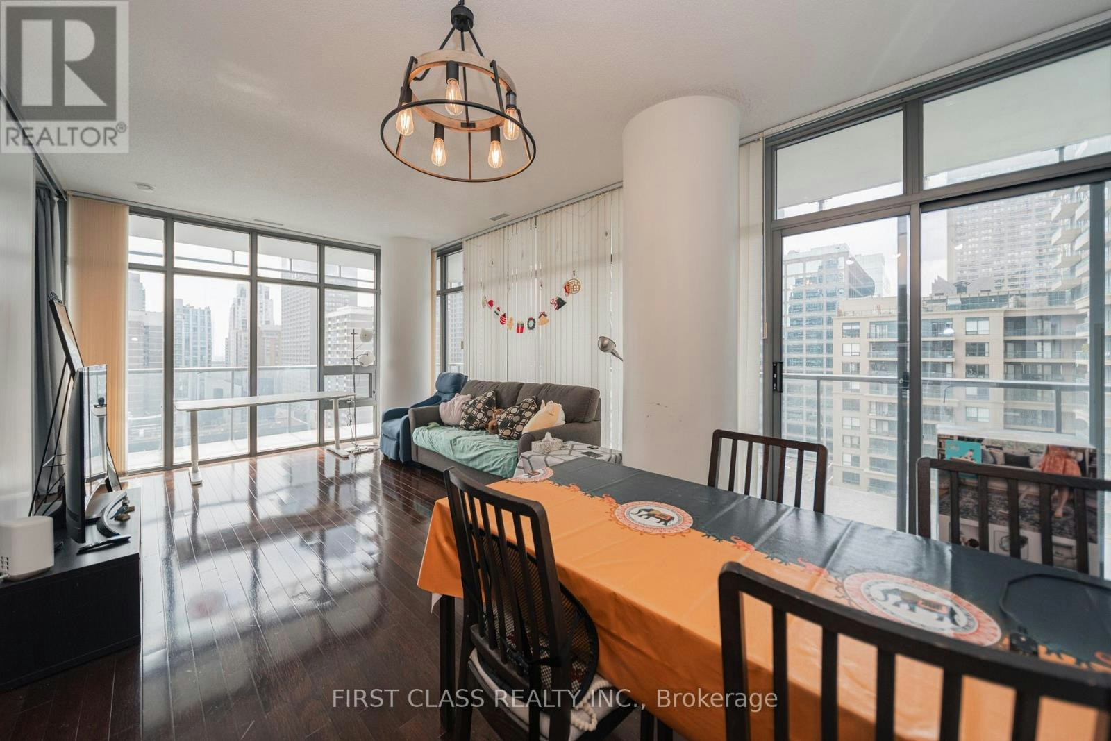 1409-33 Charles Street E, Toronto, ON, M4Y 1R9 - 7