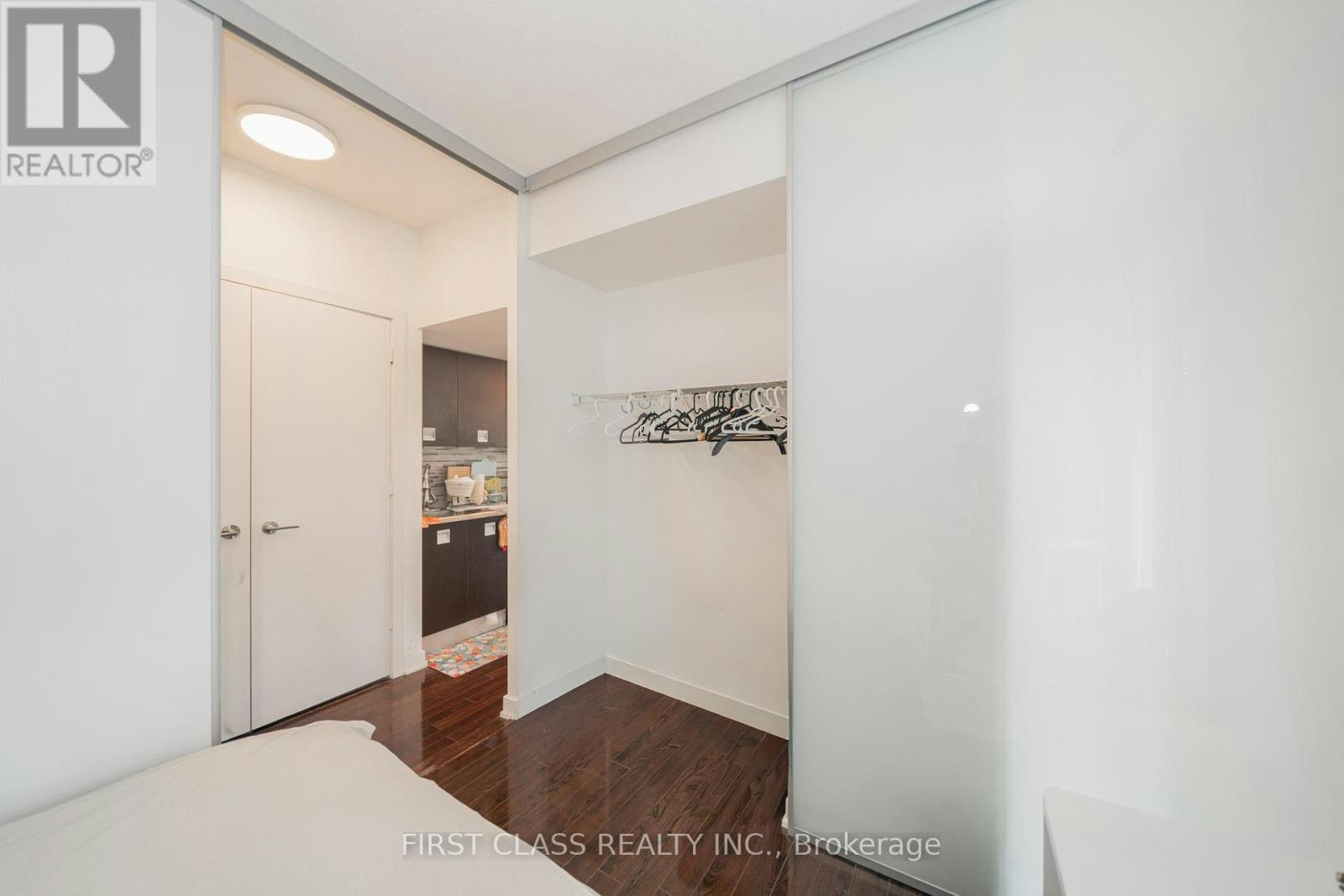 1409-33 Charles Street E, Toronto, ON, M4Y 1R9 - 14