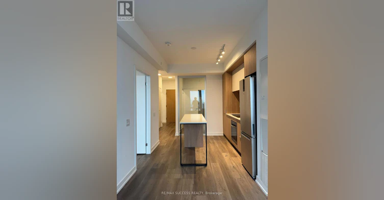 4607-395 Square One Drive, Mississauga, ON, L5B 0P6 - 4