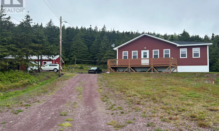10 Long Shore Road