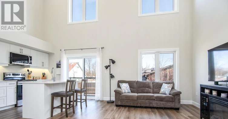 5-3202 Vivian 37 Line Lane, Stratford, ON, N5A 0K6 - 2