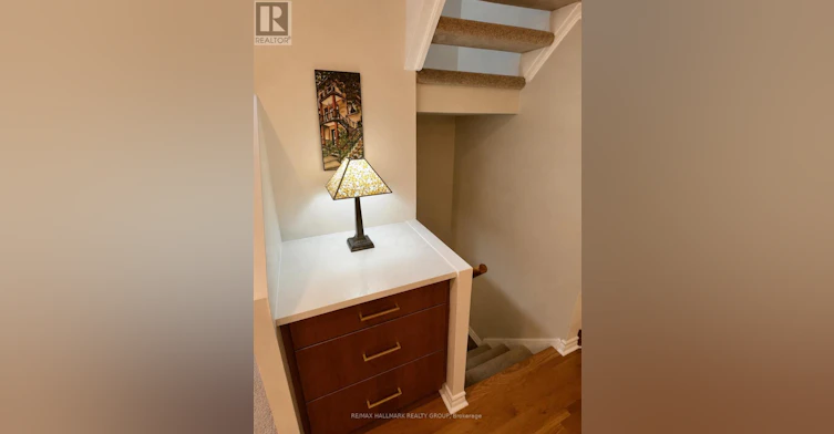285 Bruyere Street, Ottawa, ON, K1N 5E5 - 7