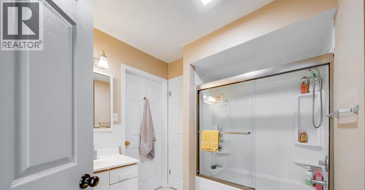 1425 Mickaila Crescent, Tecumseh, ON, N8N 4Z2 - 23