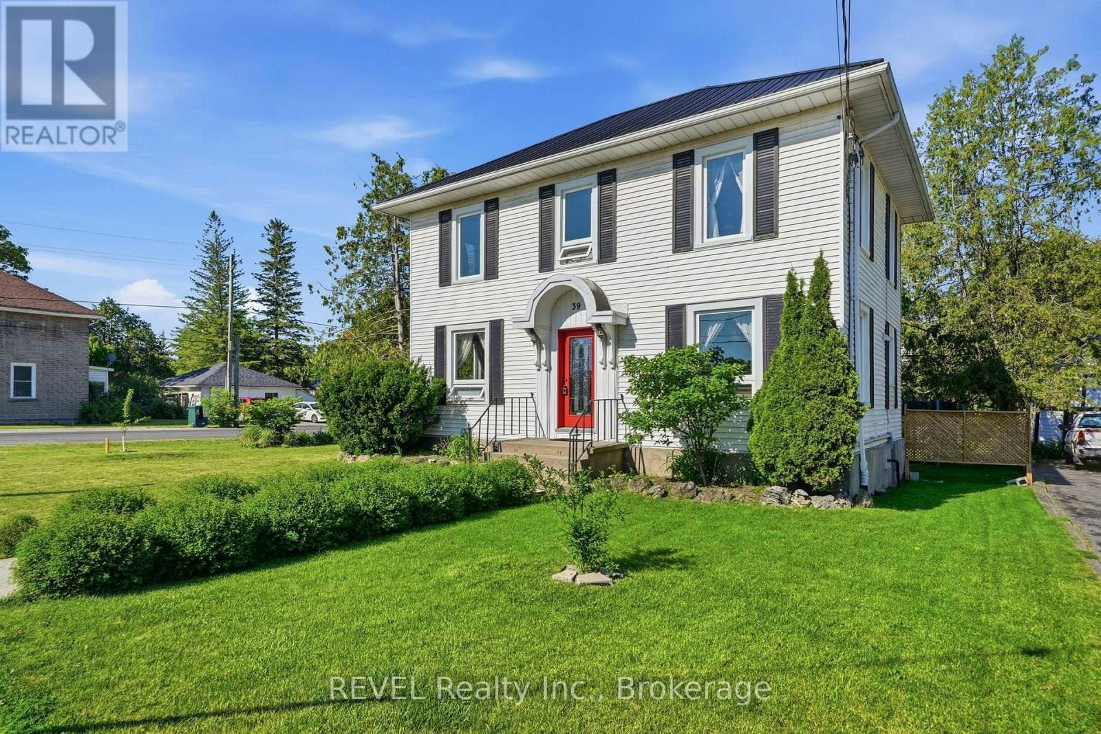 39 Trent Street N, Quinte West, ON, K0K 2C0